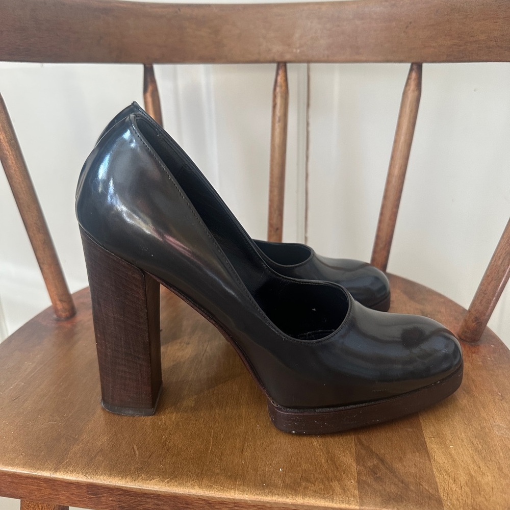 Gucci Black Patent Leather Platform Pumps